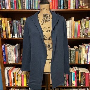 Blue Peruvian Sweater with hood. 80% Baby Alpaca. Medium